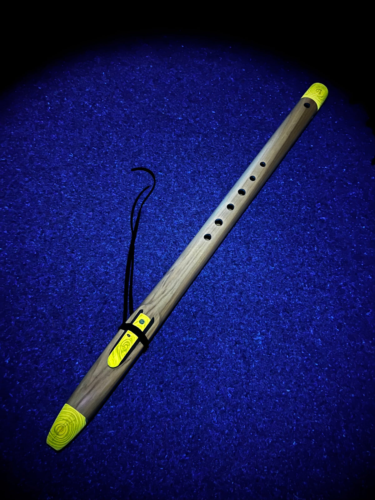 Poplar Flute with Black Locust and Black Walnut— E, 432 Hz